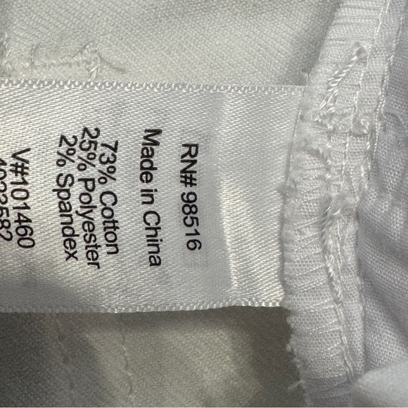 Coldwater Creek White Triple Stripe Tuxedo Slim Leg Jeans Women’s Size 6 NWT - Picture 8 of 9